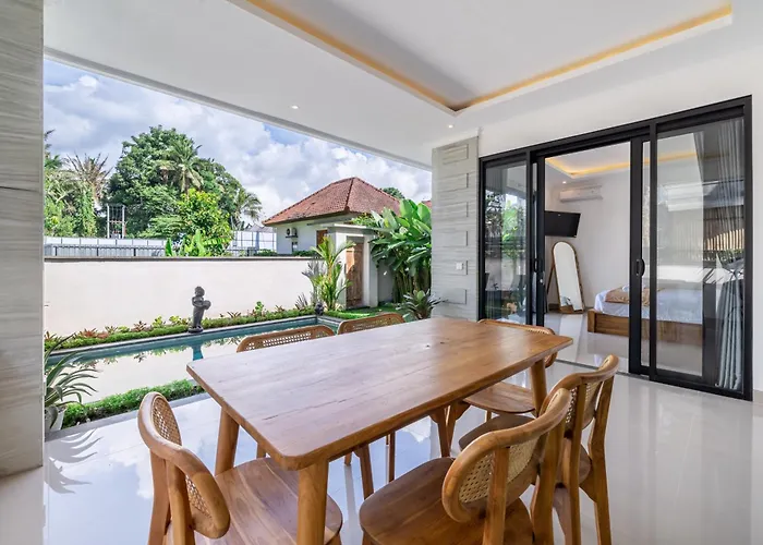 Gauri - Quiet Village Retreat With Huge Pool Near Dining Spots Villa Ubud